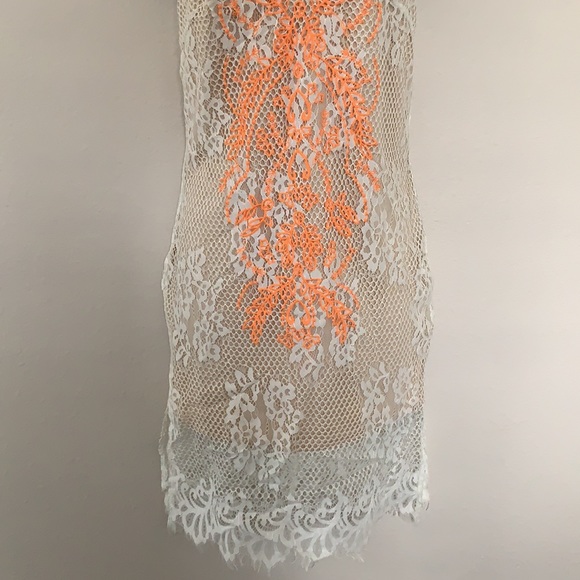 ASTR the Label Nude and Orange Lace Overlay V Neckline Slip Dress - Picture 6 of 14